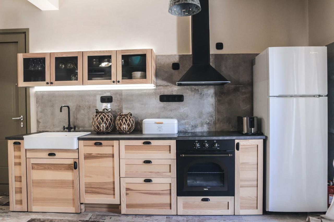 Apartment Kt Troulos