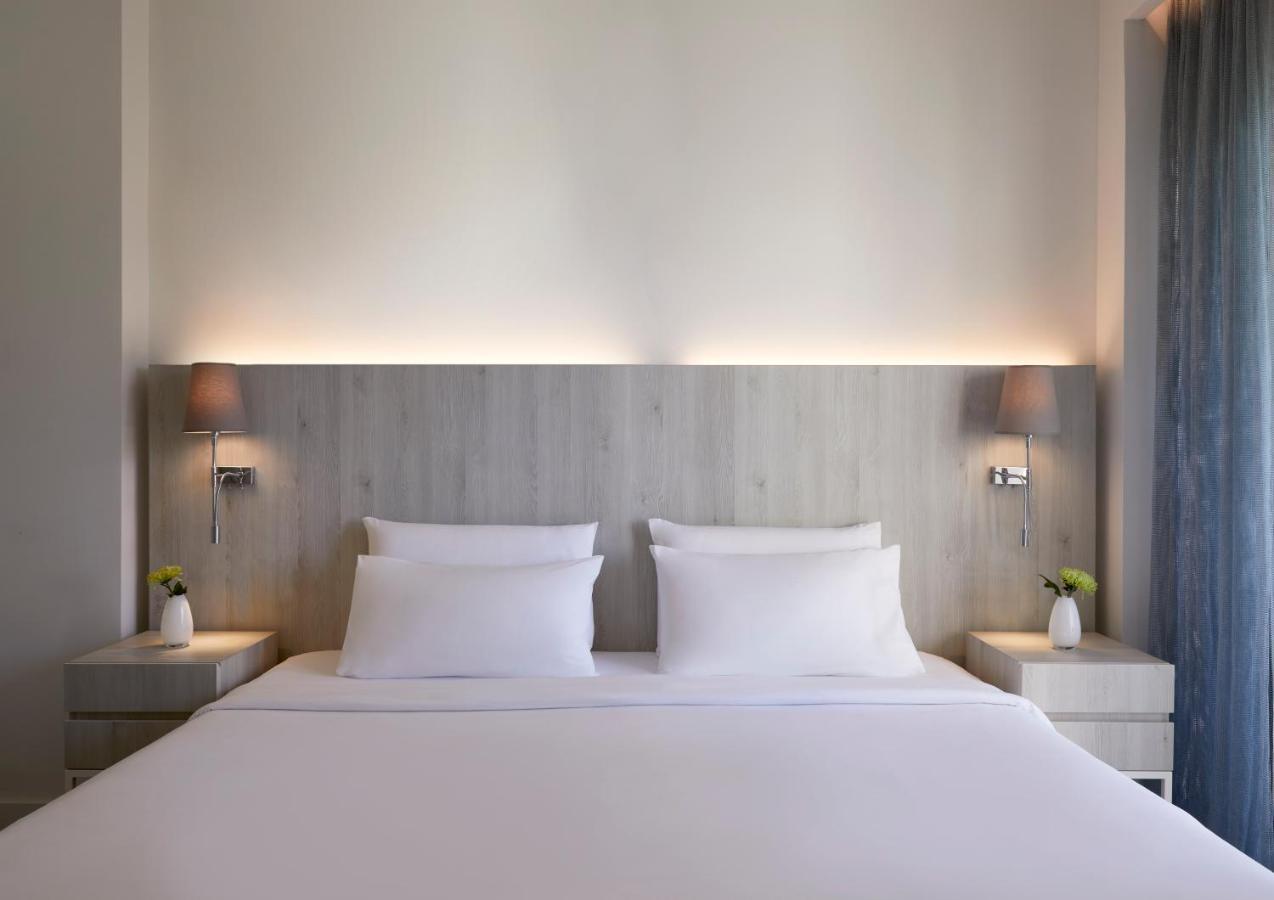 Amus & Hotel Ixia (Rhodes)