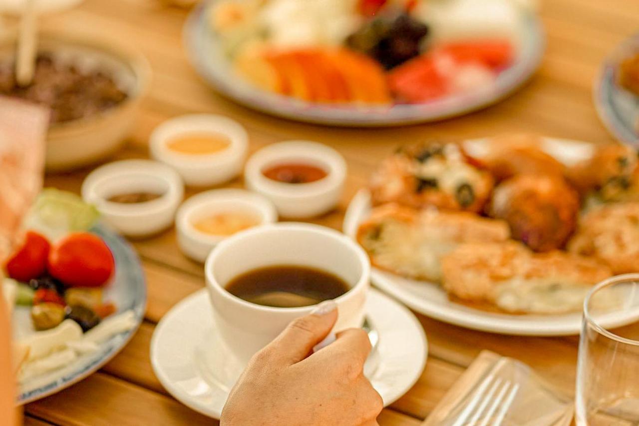Ekati Mare Lifestyle Hotel