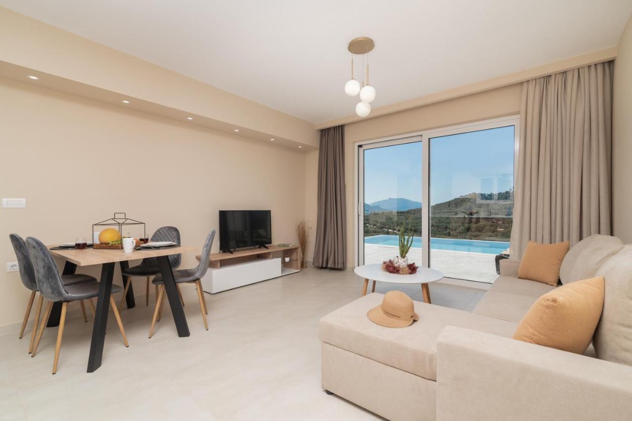 Spartakos Luxury 3 Villa