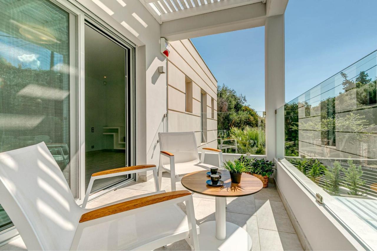 White Pearl Premium Corfu Villa