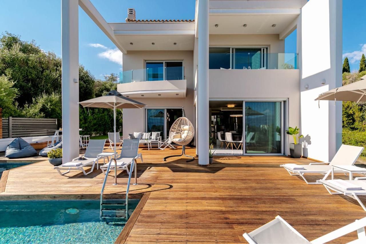 White Pearl Premium Corfu Villa *