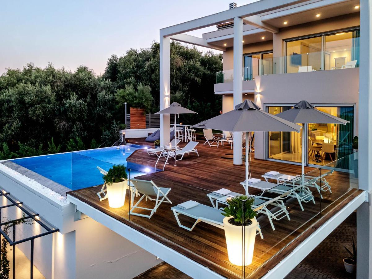 White Pearl Premium Corfu * Evropouloi