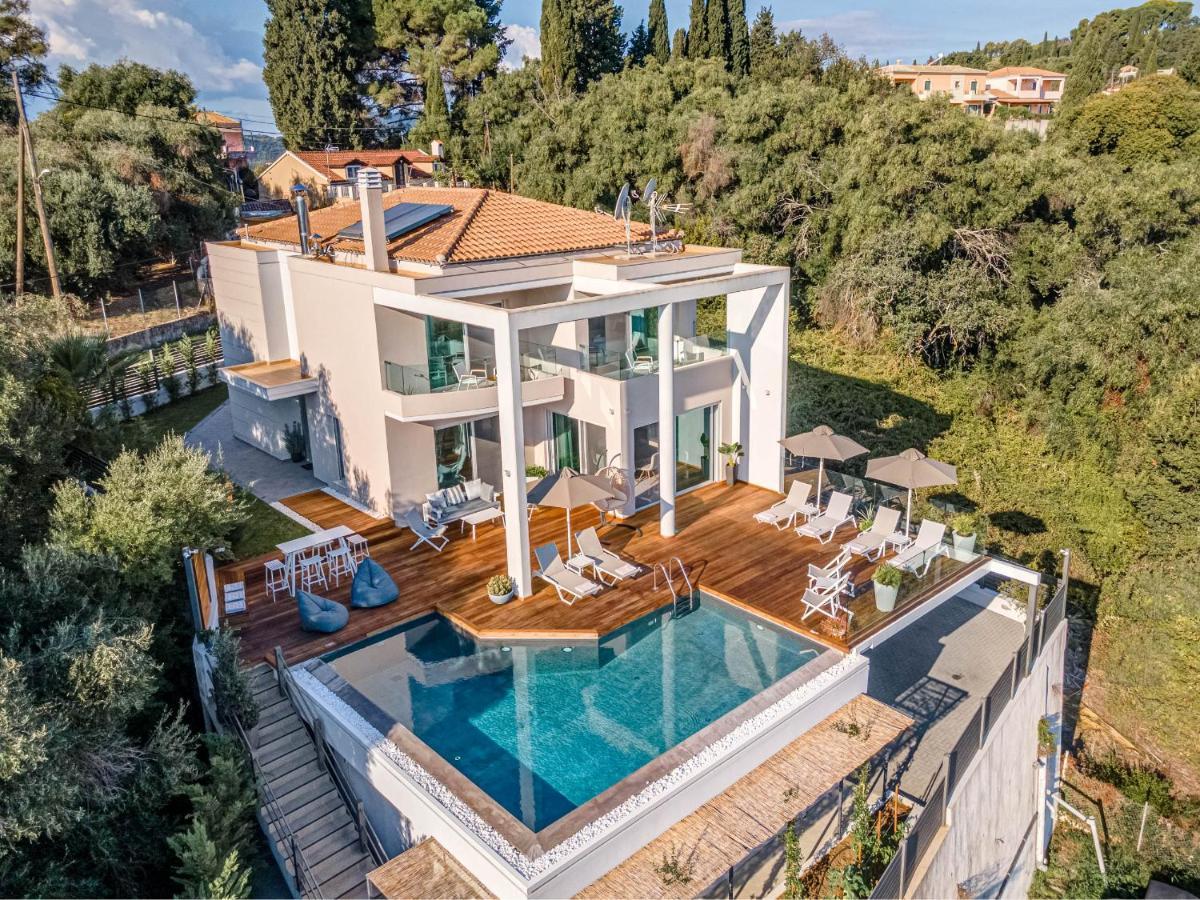 White Pearl Premium Corfu Villa *
