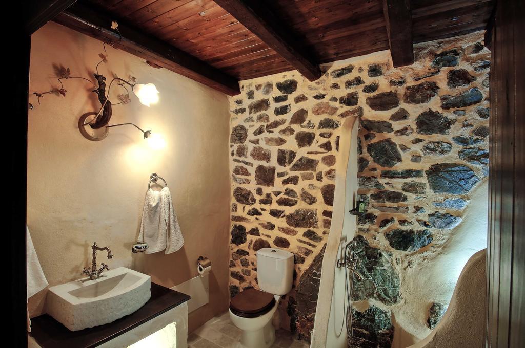 Thalori Traditional Ecotourism Village 4* Kapetaniana