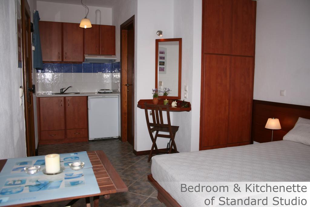 Aparthotel Eye Q Seaview Skiathos Town