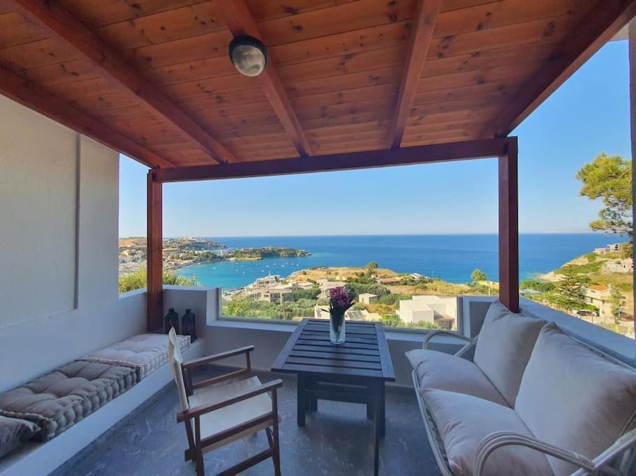 Endless Blue - Amazing Sea View Holiday home