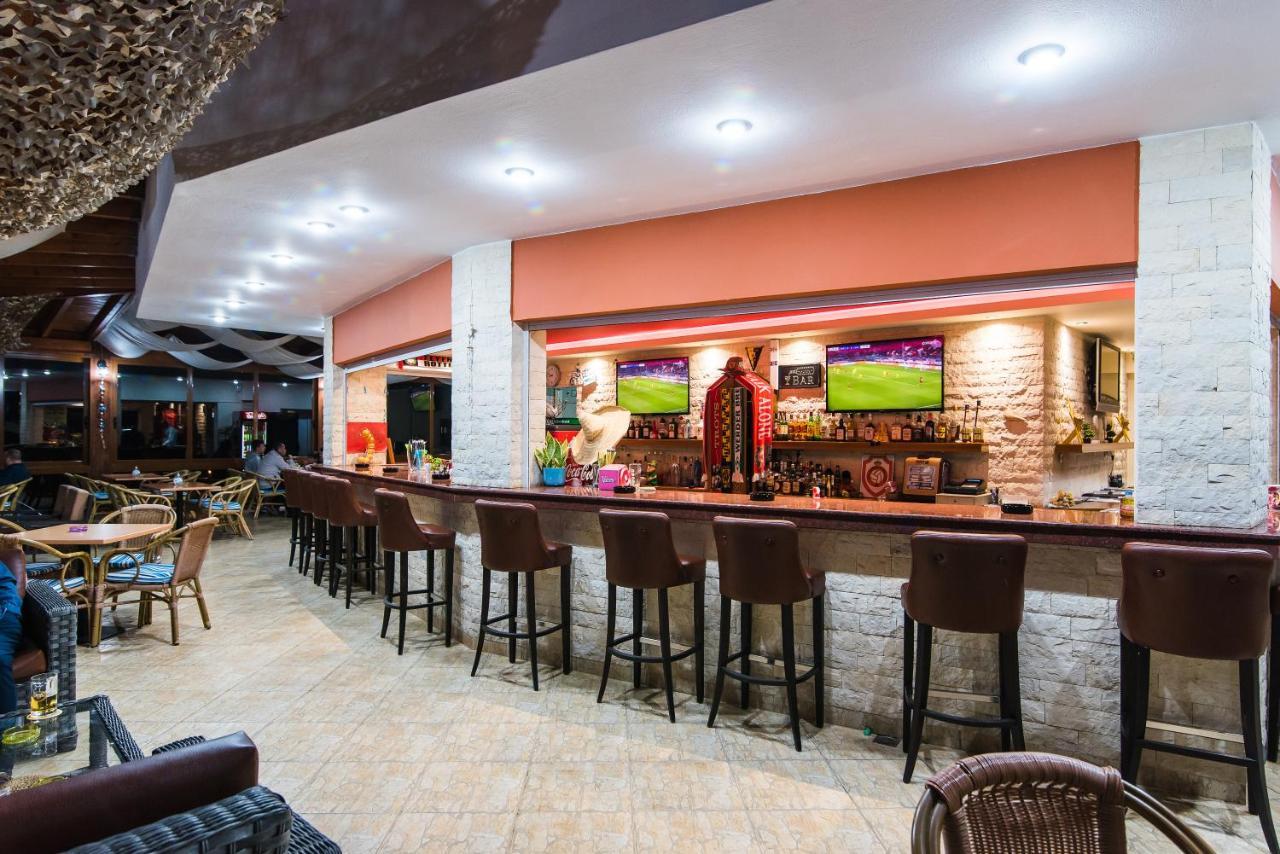 Real Palace 3* Malia (Crete)