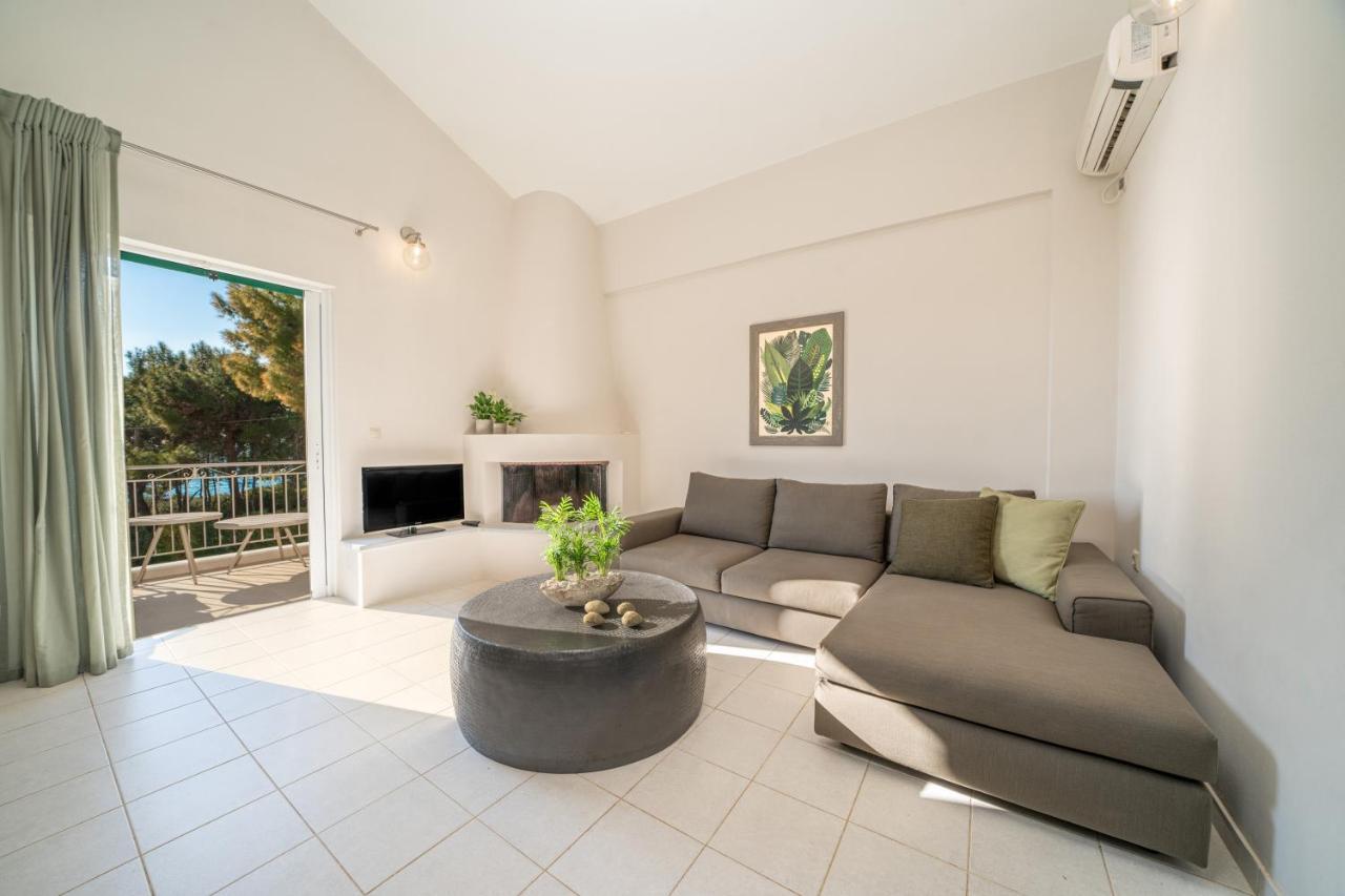 Seashell Luxury - 1 Apartment Lixouri