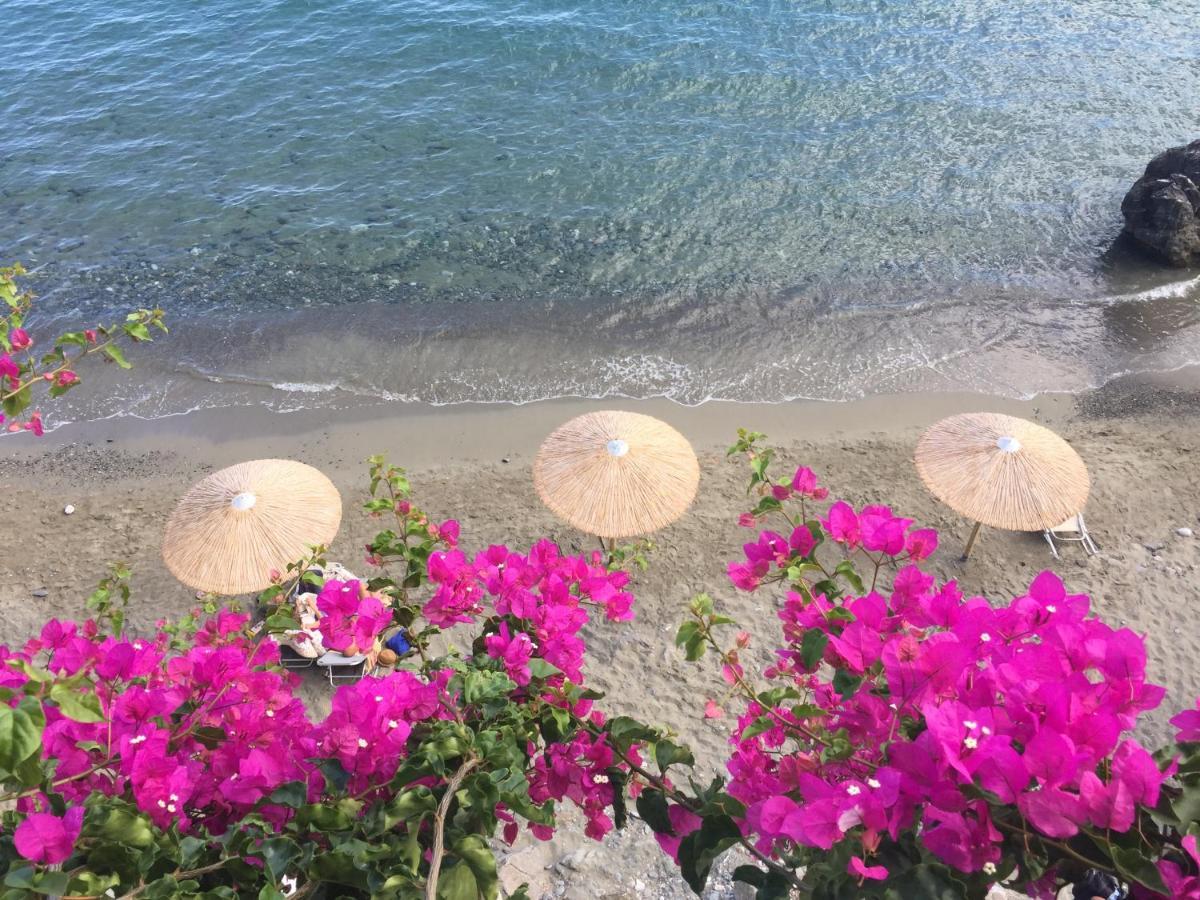 Hideaway Southcrete *