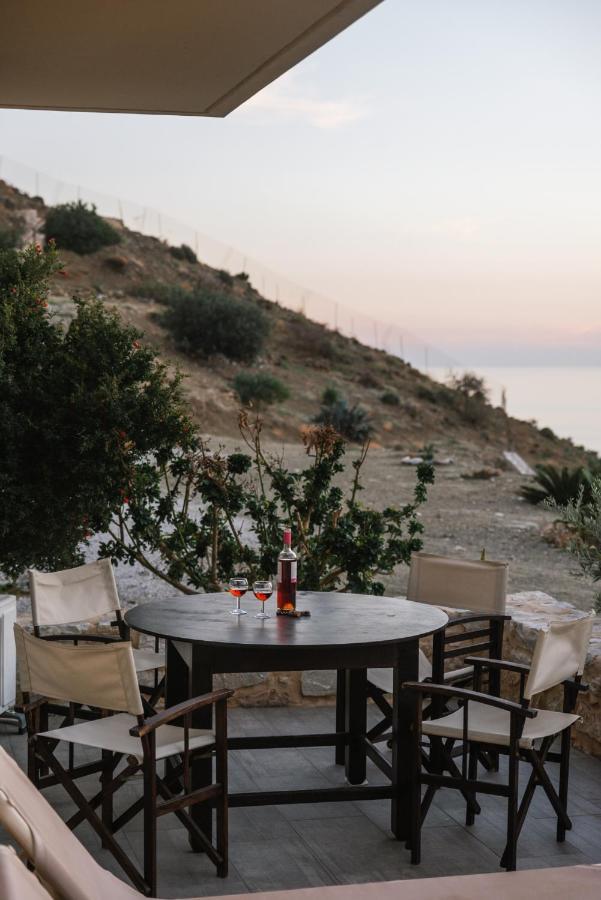 Hideaway Southcrete *