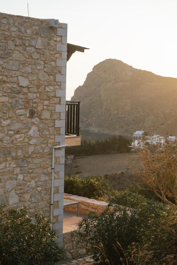 Hideaway Southcrete *