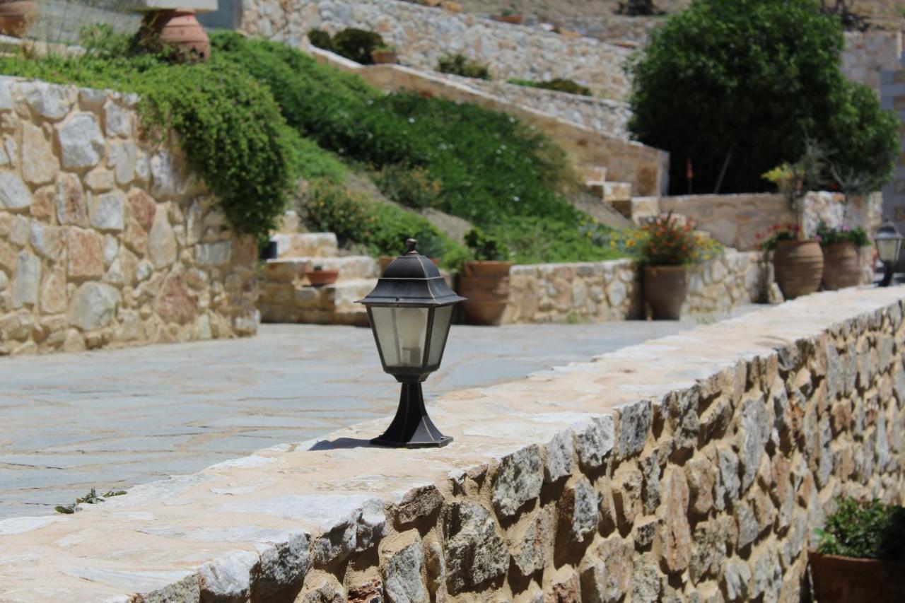 Hideaway Southcrete Lentas
