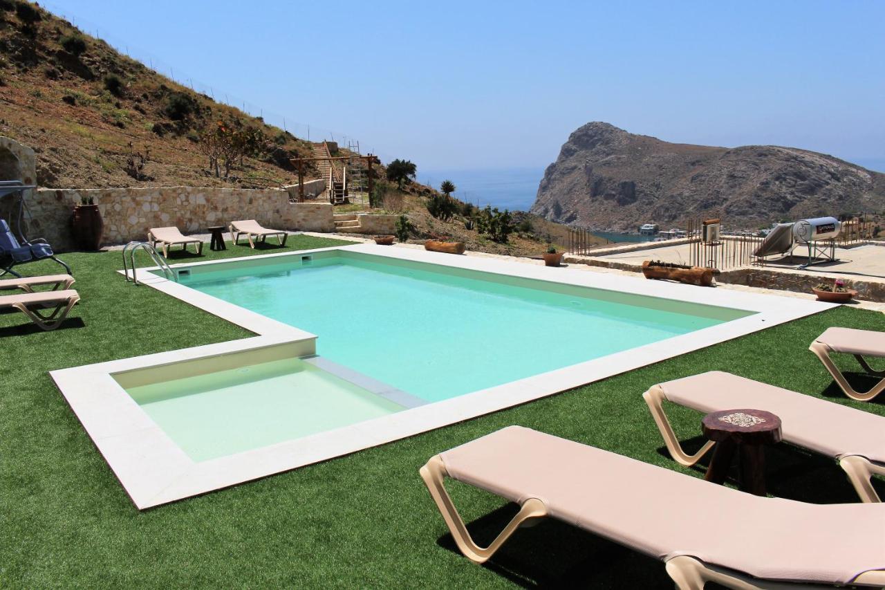 Hideaway Southcrete * Lentas