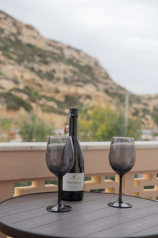 Tsaner And * Matala (Crete)