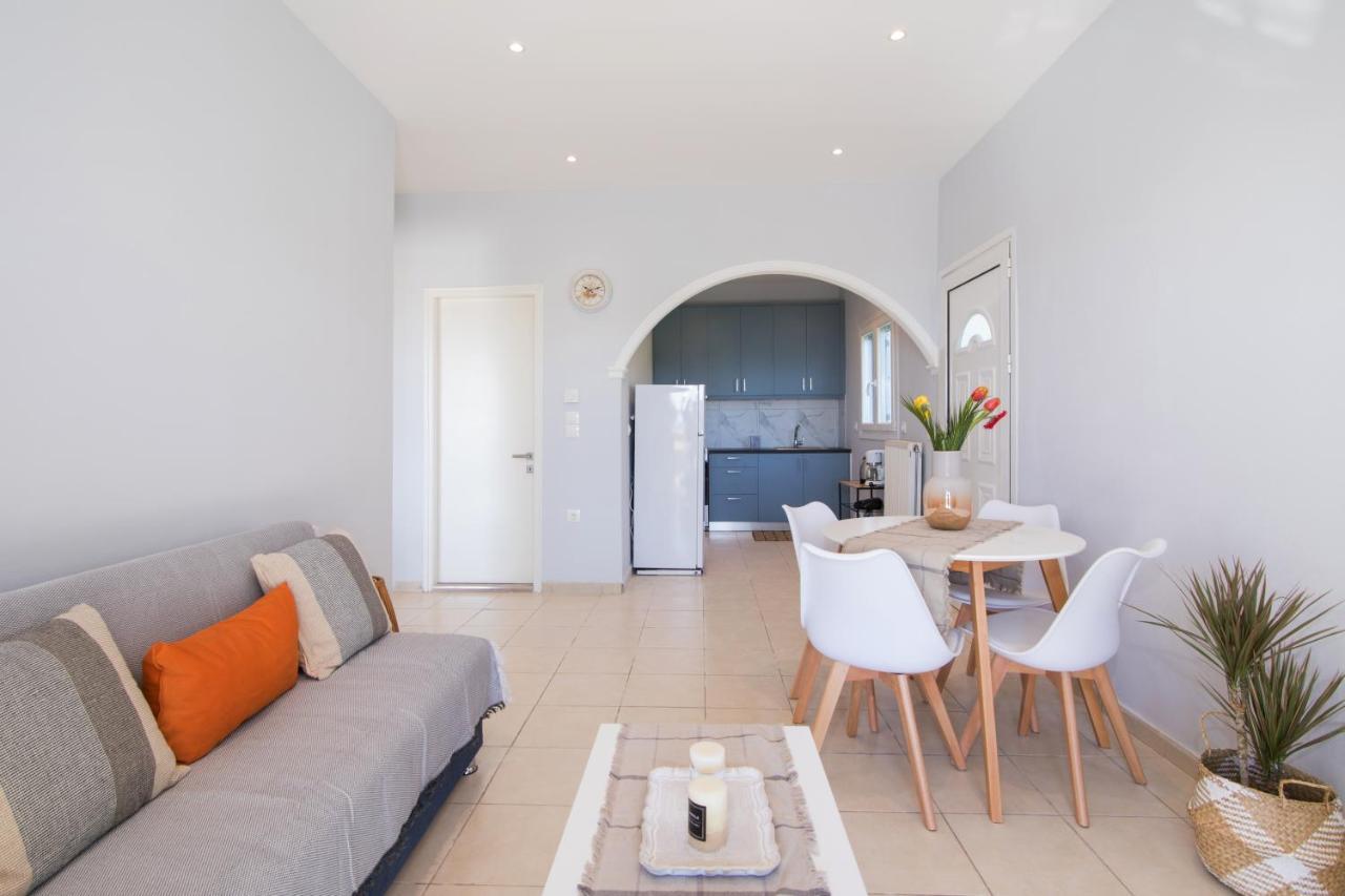 R&c Corfiot House Holiday home *