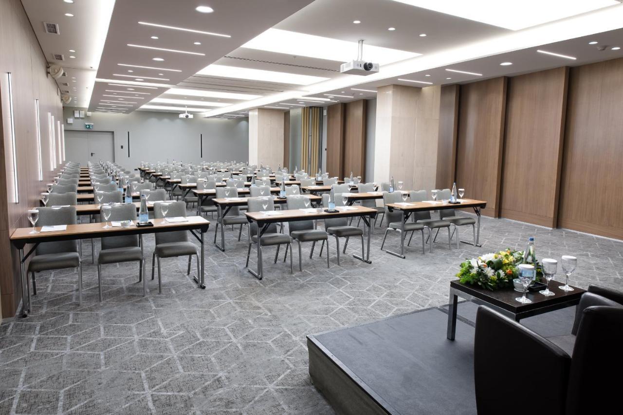 Hotel Crowne Plaza Centre By Ihg