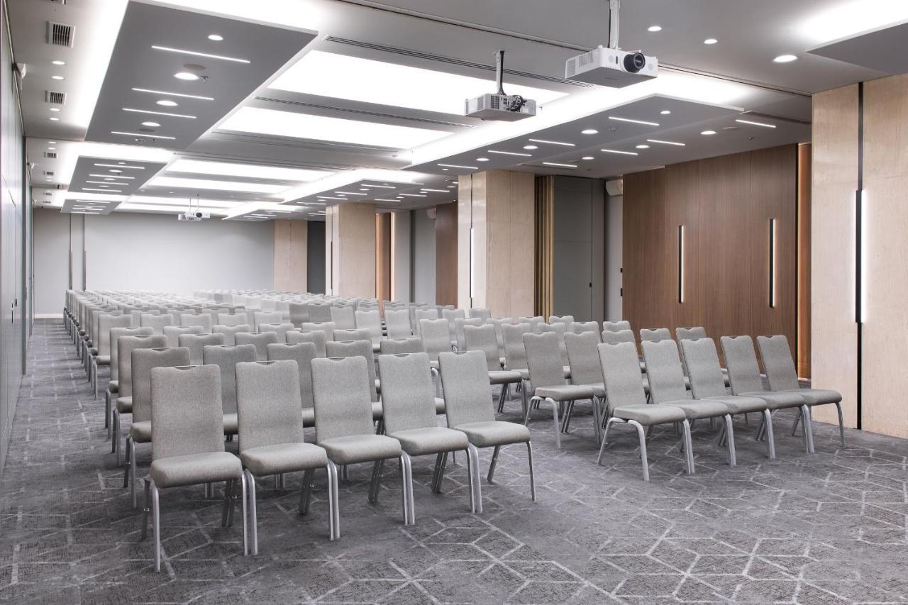 Crowne Plaza Centre By Ihg Hotel 5*