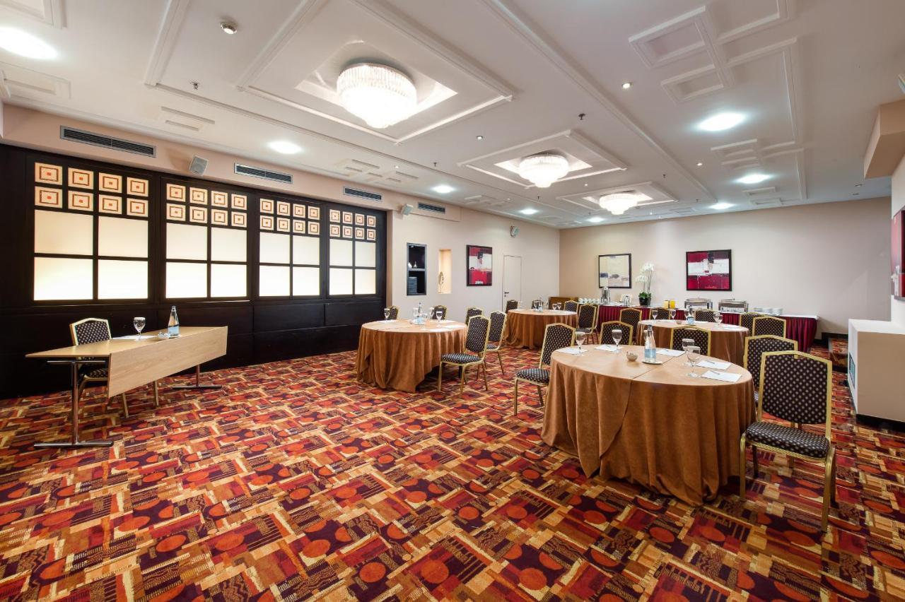 Hotel Crowne Plaza Centre By Ihg