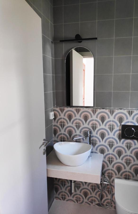 Eleftheria Studios Apartment *