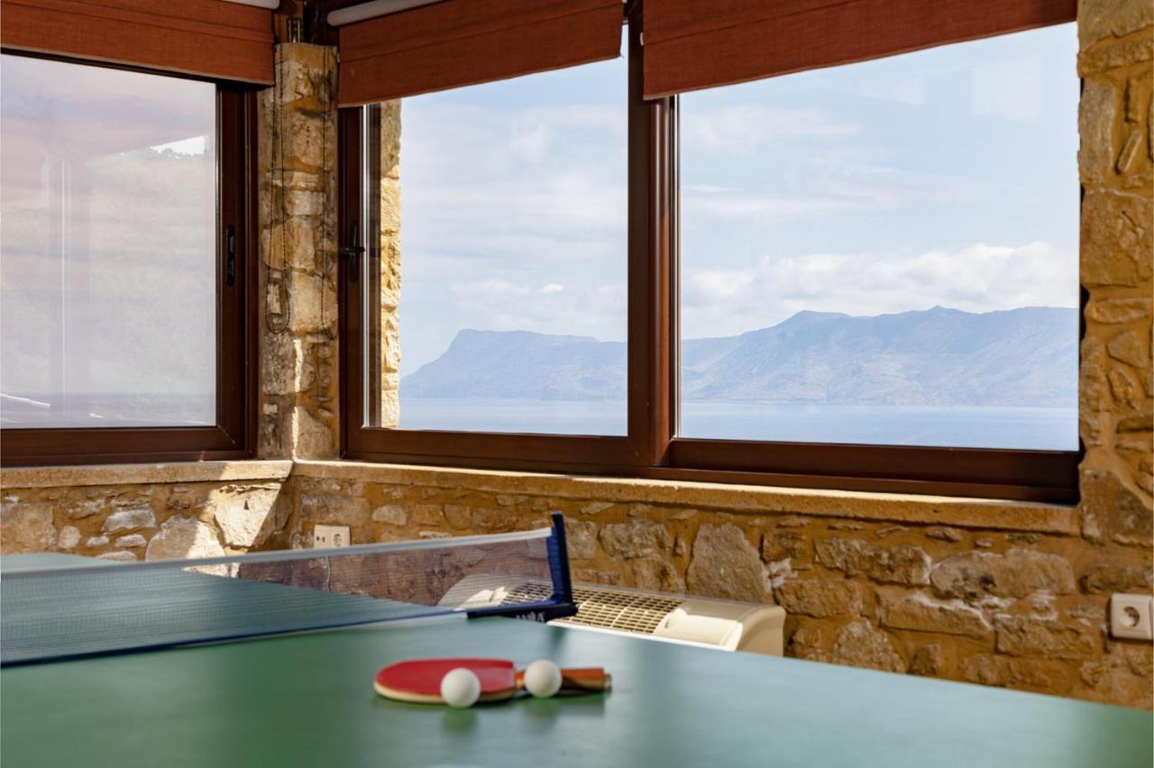 Dimitris Villa