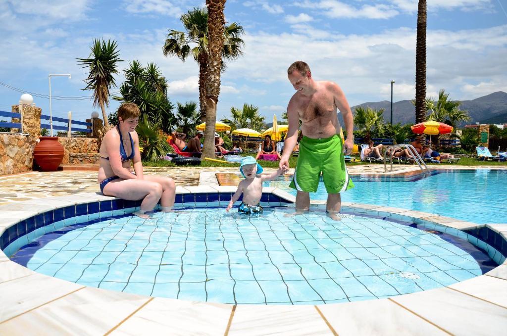 Cretan Family Aparthotel