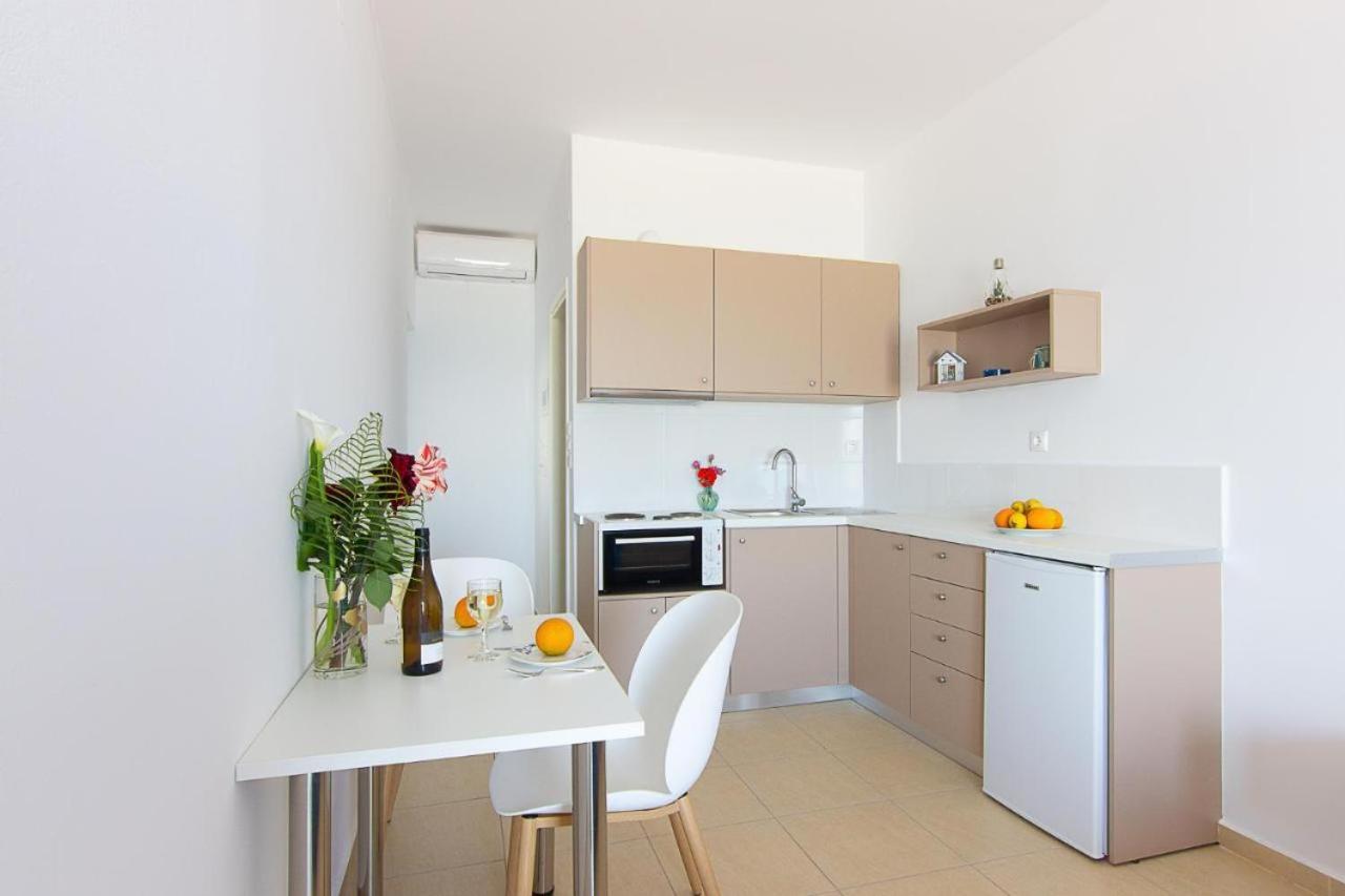 Apartment Creta Beachfront β For 2 Persons By Mps Fodele
