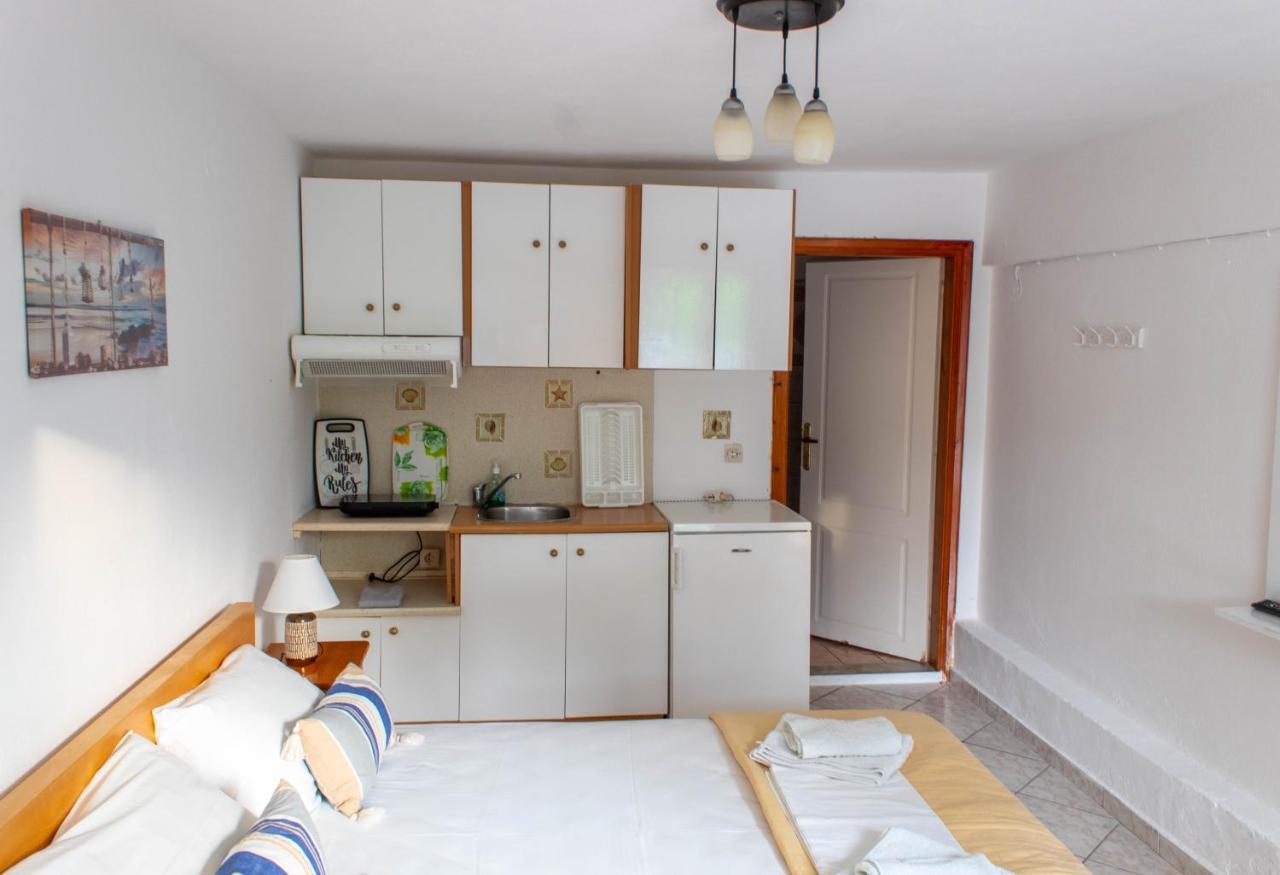 Alexandra's House Guest house 2*
