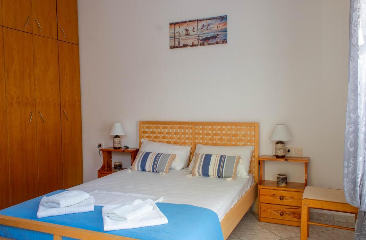 Alexandra's House 2*
