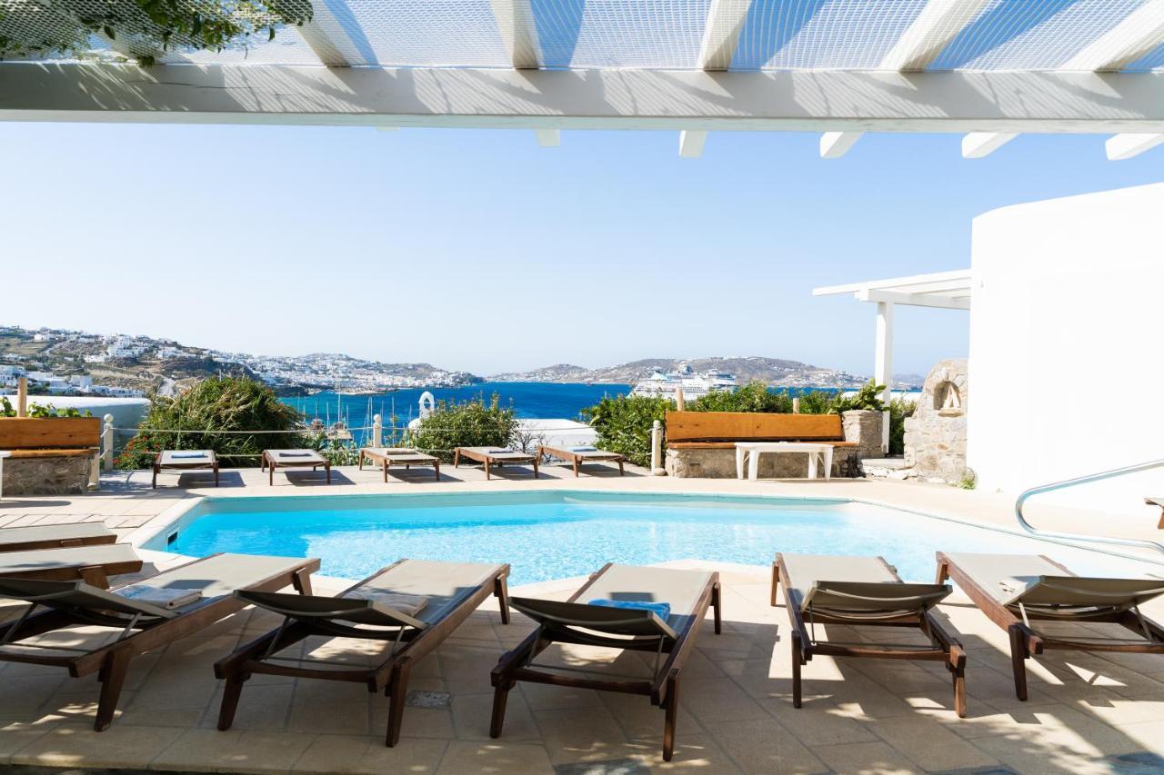 Rhenia Hotel 4*