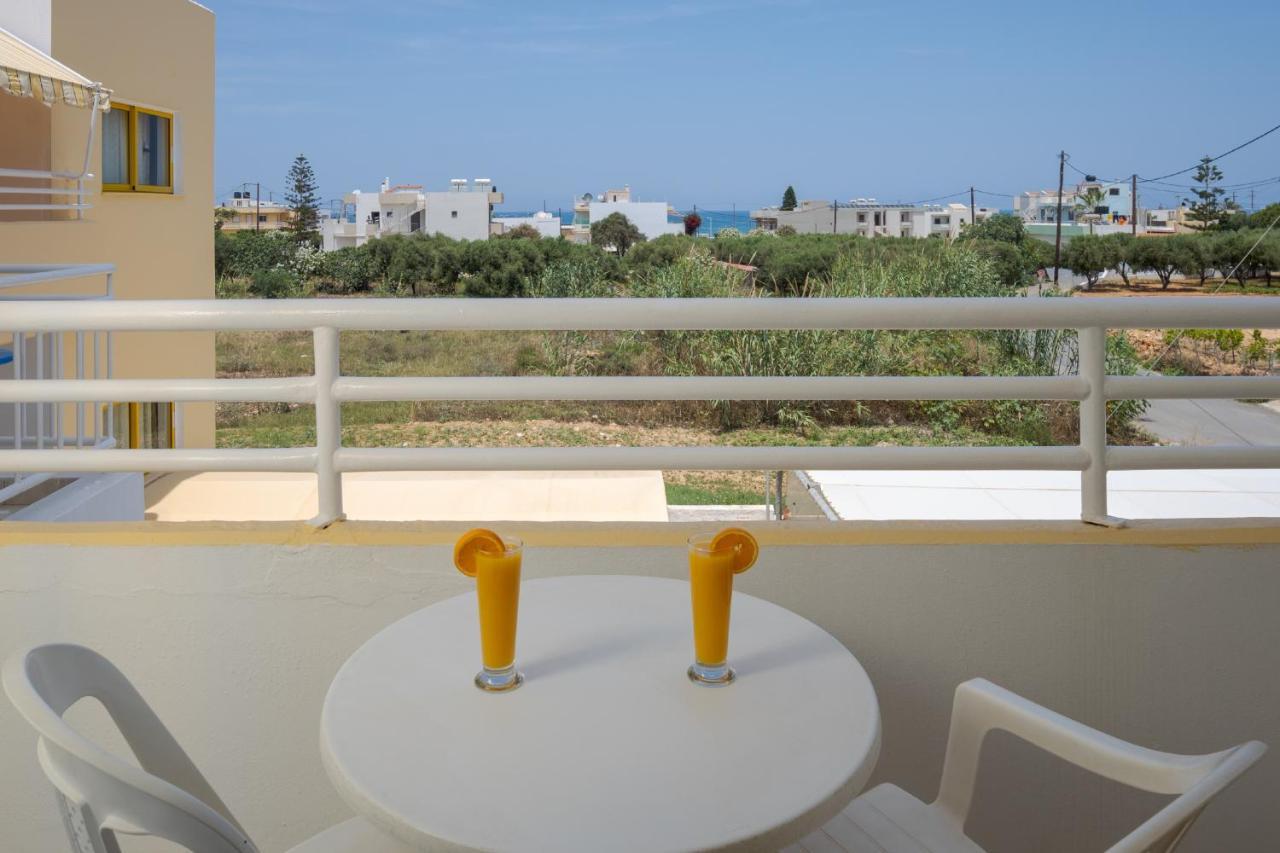 Cosmi Apts By Estia