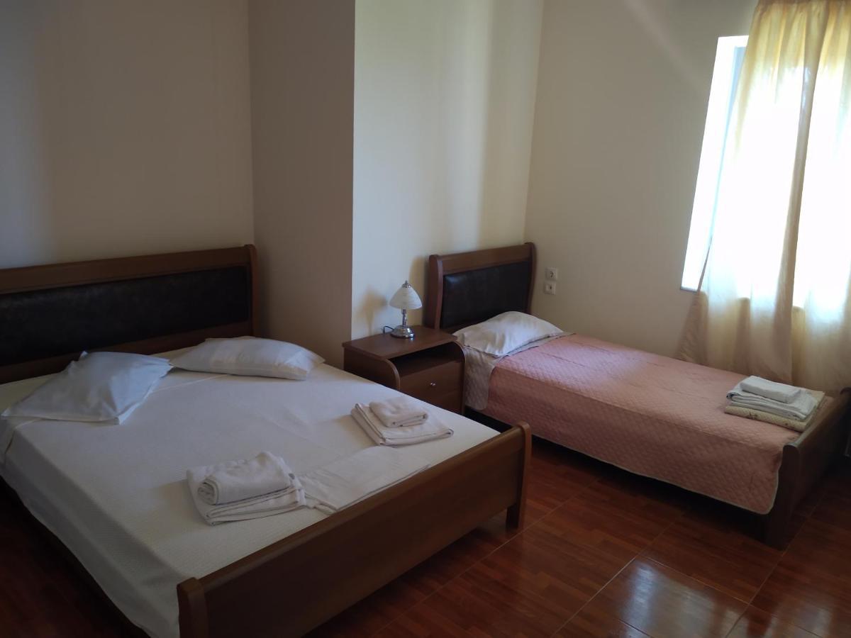 Aparthotel Pyrgos 2*