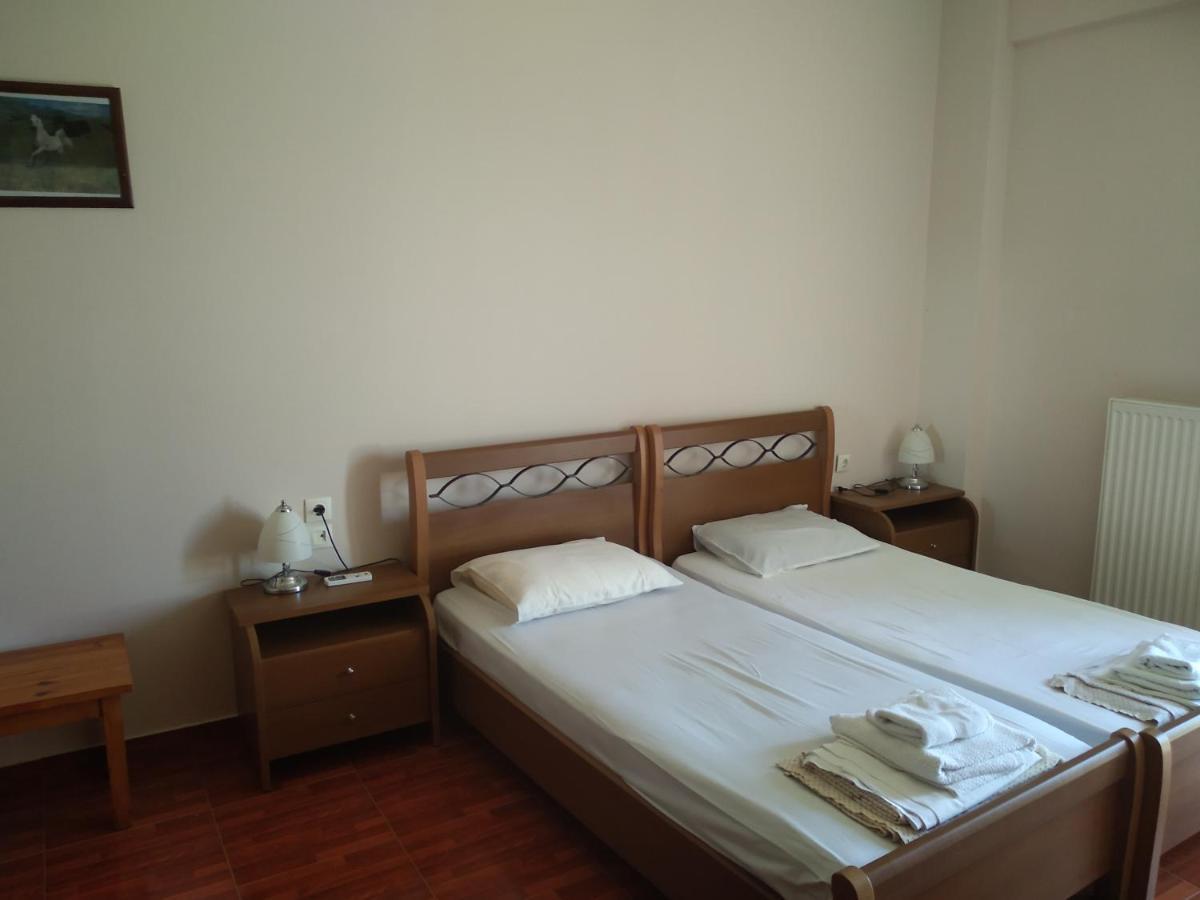 Aparthotel Pyrgos 2*