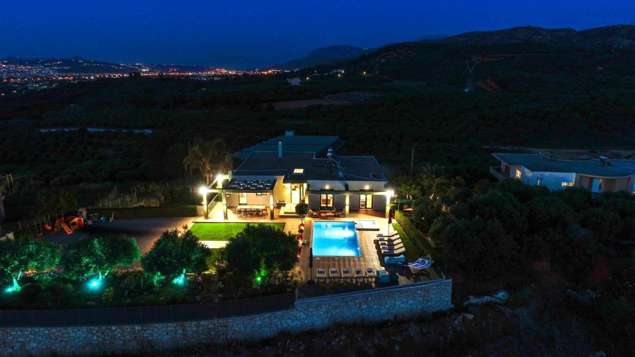 Villa Mythic Olive - Heated Pool - Amazing View Perivolia (Theriso)