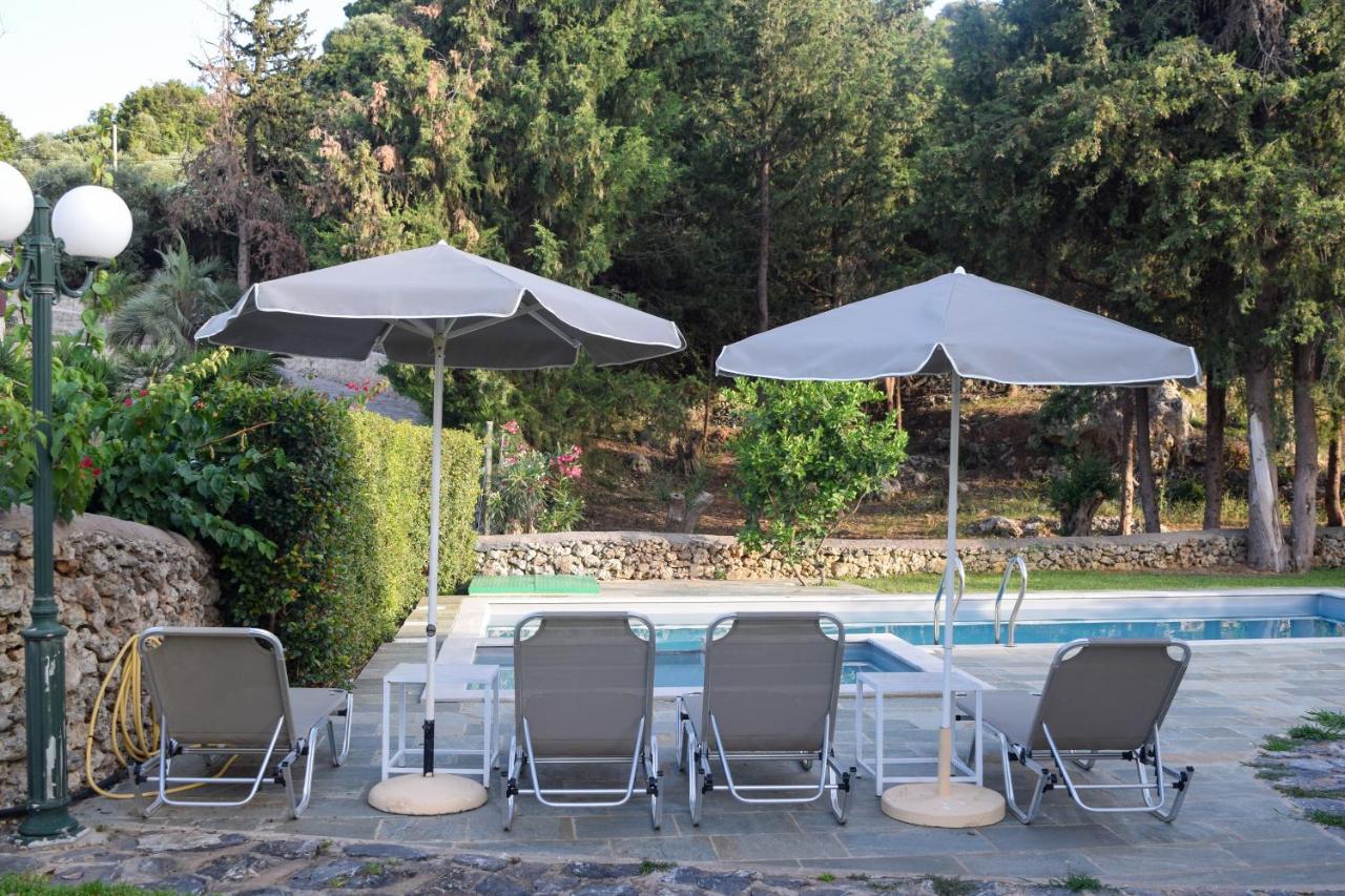 Villa Aspalathos *
