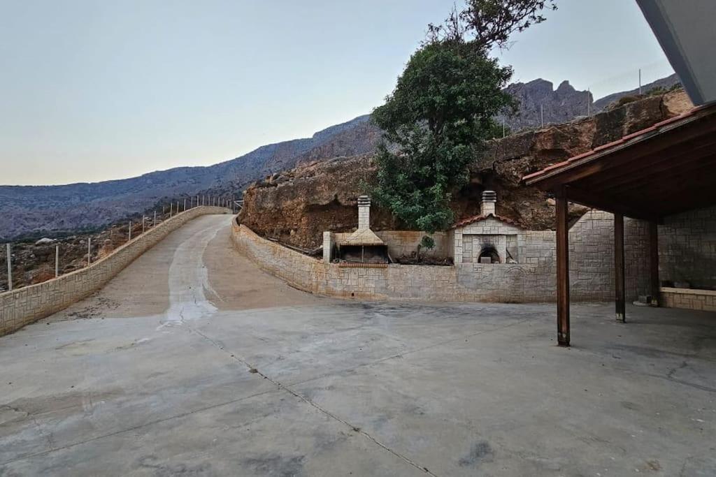 Apartment Amazing Seafront House With Private Beach *