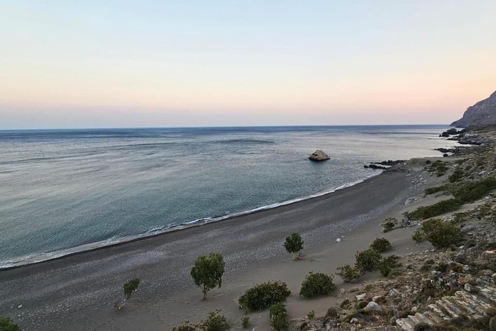 Apartment Amazing Seafront House With Private Beach *