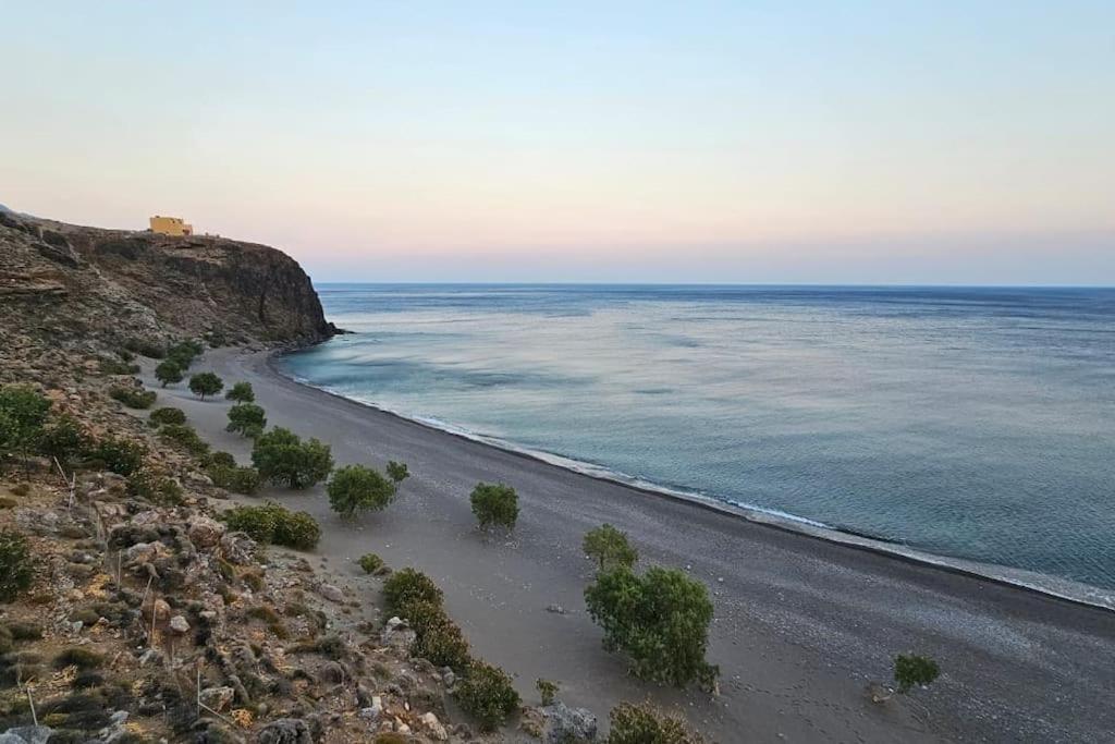 Amazing Seafront House With Private Beach * Paranimfoi