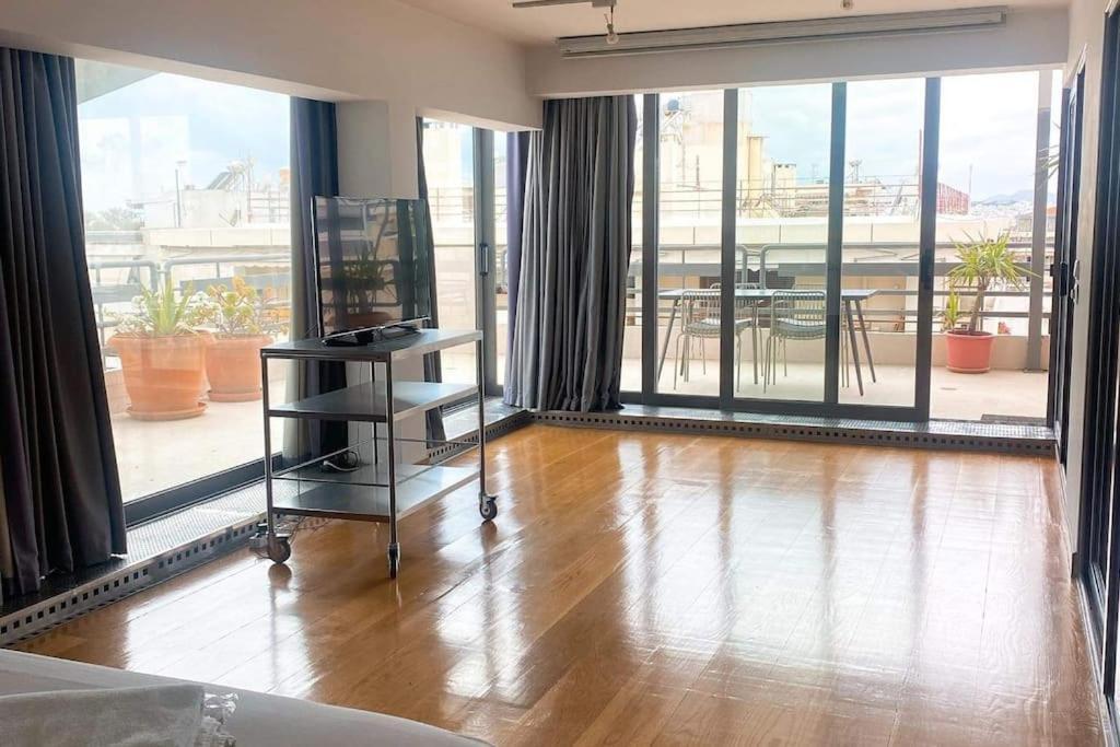 Superior Penthouse In Riviera Apartment Athens
