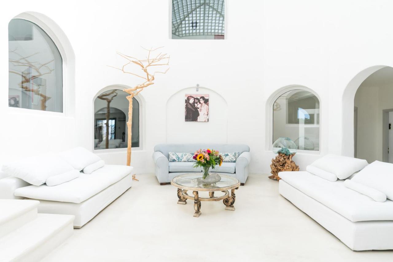 Tharroe Of Mykonos Boutique Hotel 5*