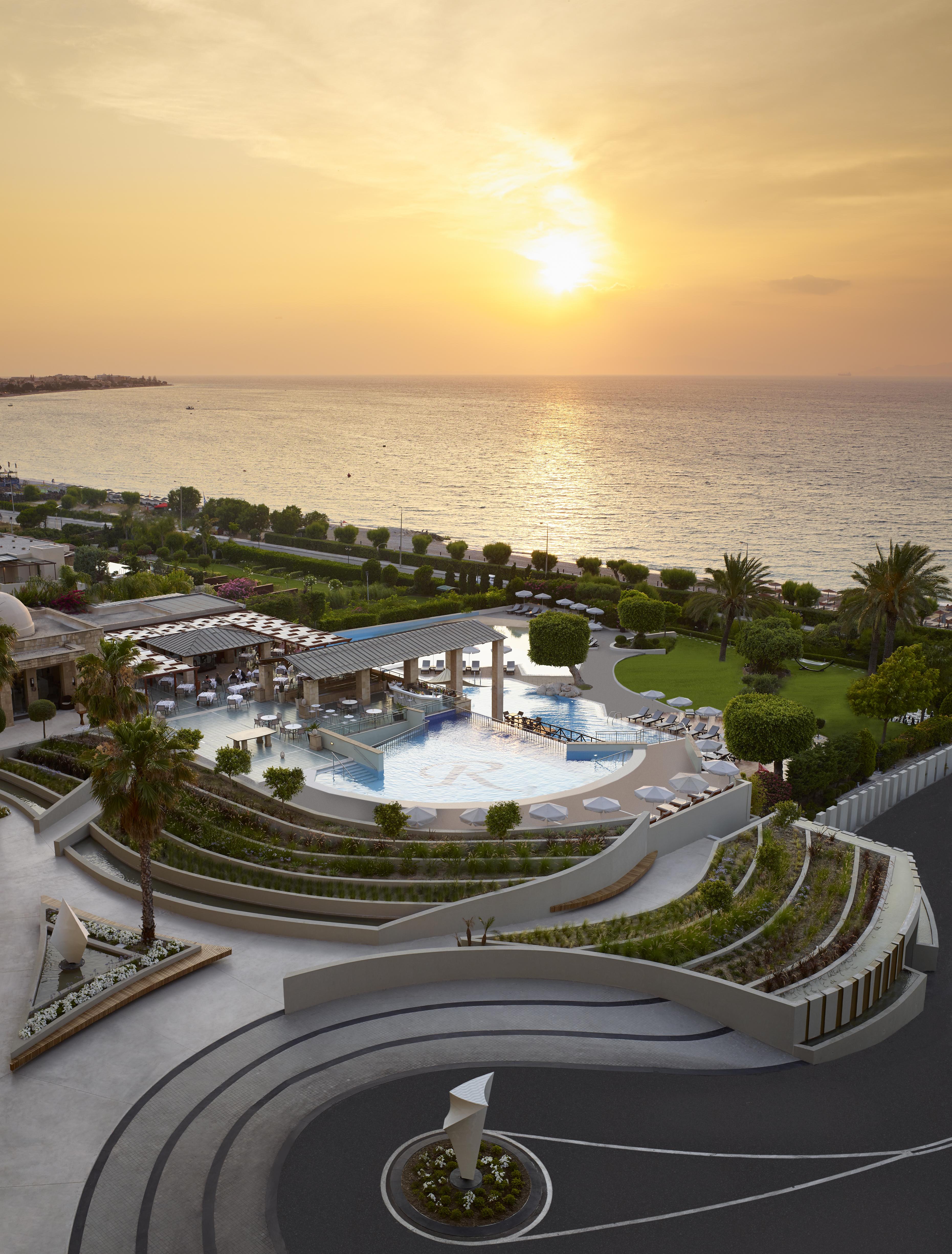 Amus & Hotel Ixia (Rhodes)