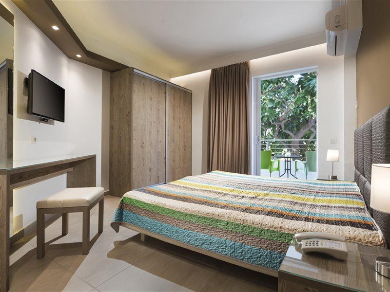 Aparthotel Alexandra 3*