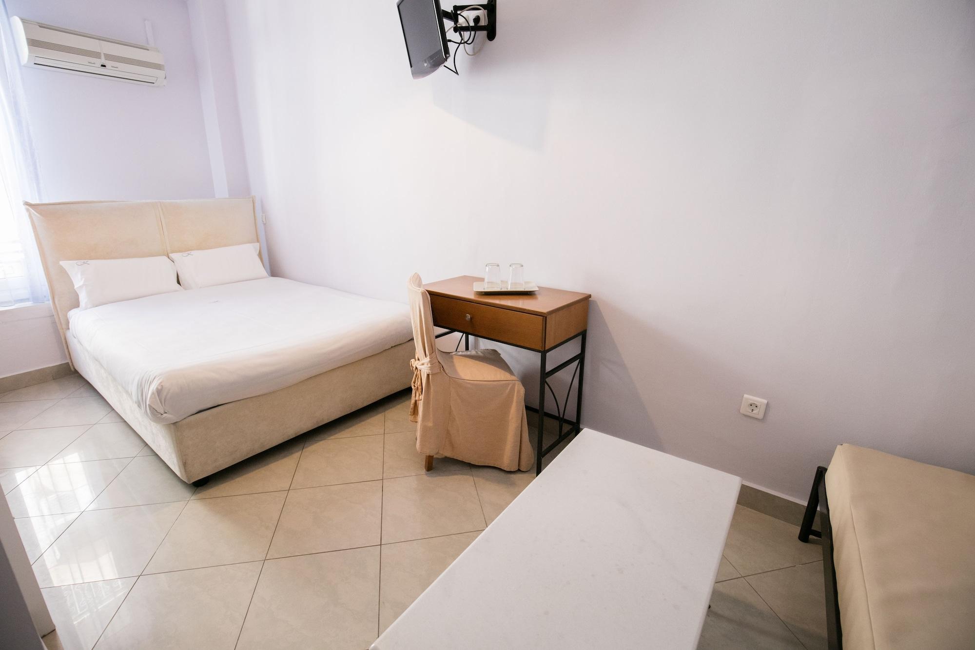 Kimon Hotel *