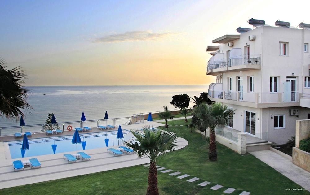 Renieris 3*