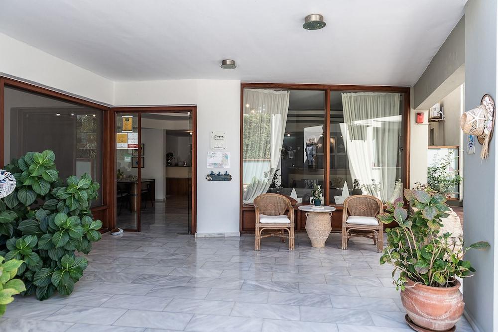 Casa Maria Apts Aparthotel 2*