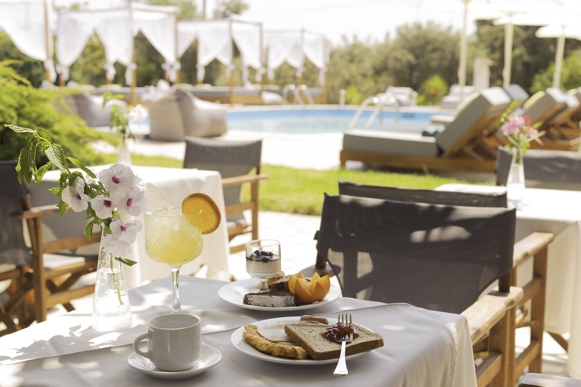 Avaton Hotel, Philian & Hotel Skiathos Town