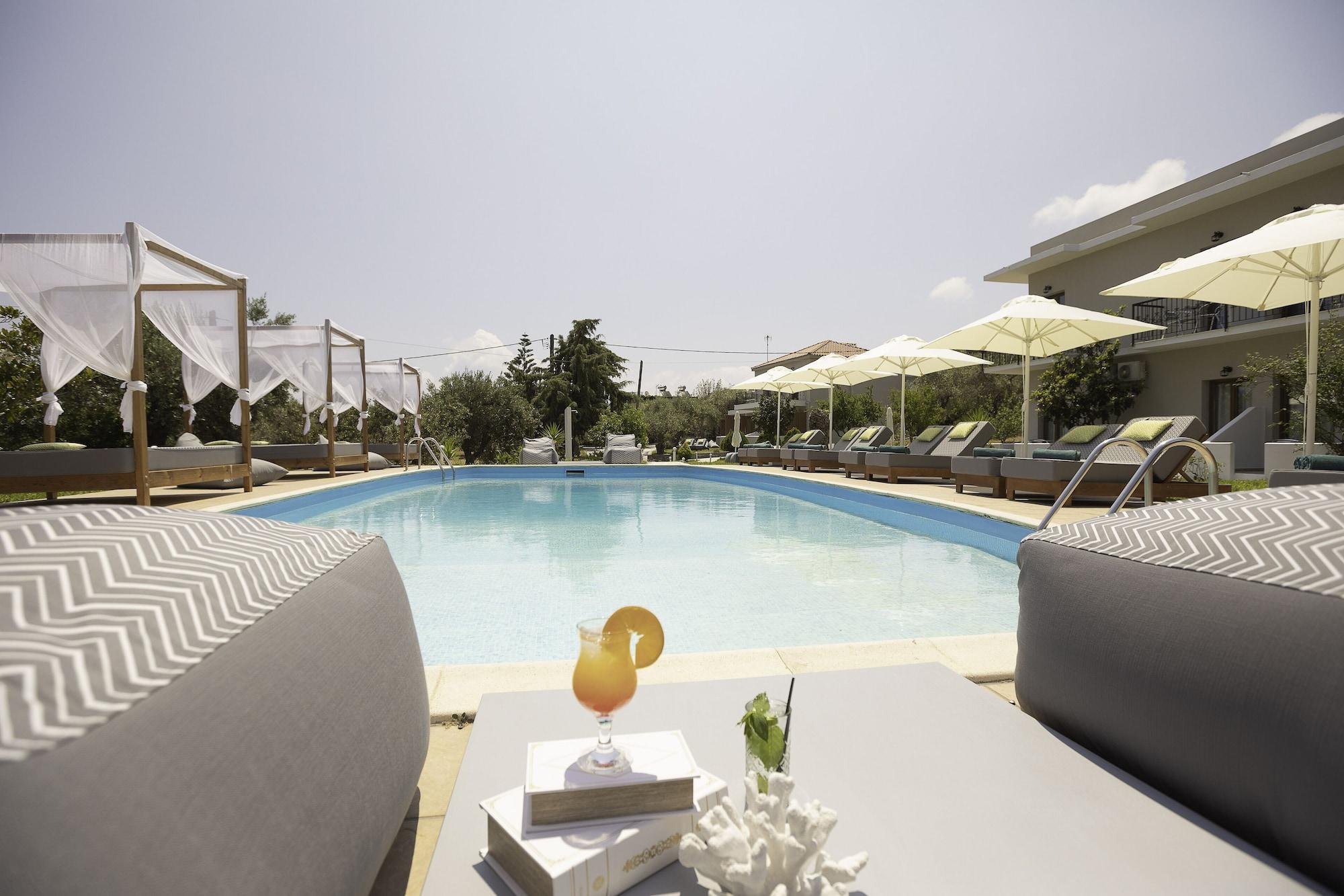 Avaton Hotel, Philian &