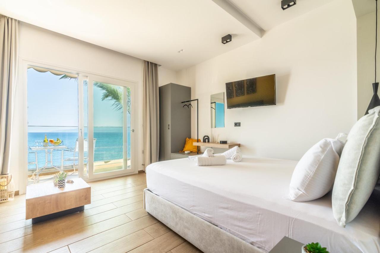 Luxury Seaside Hersonissos (Crete)