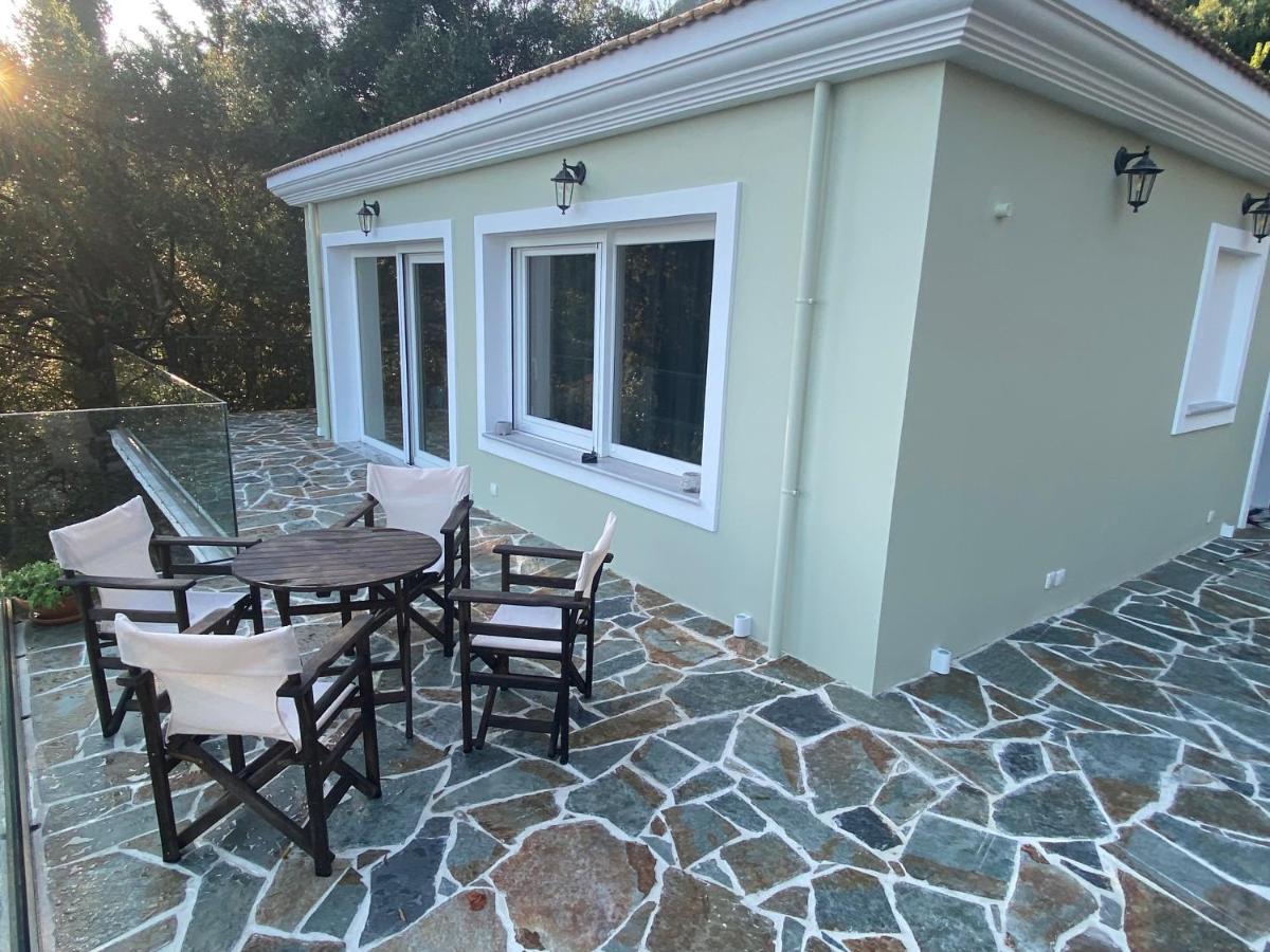 Rizaria Sea View House