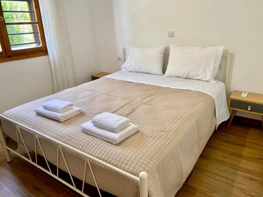 Charming House 8 Minutes Walk From Almyrida